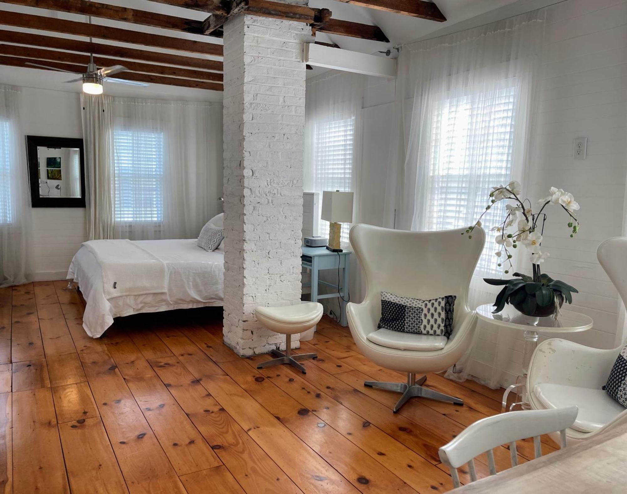 An Authentic, Rustic Luxurious Little Single Family Home In Old Town. All Yours. Marblehead Buitenkant foto